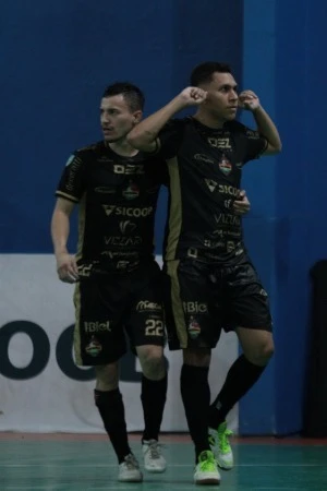 Galo vence Guaíra em duelo equilibrado e soma mais três pontos na Série Prata